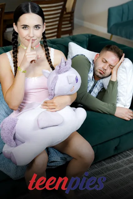 About TeenPies
